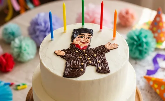 gâteau d'anniversaire marionnette Guignol